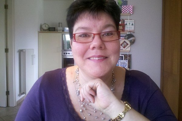 Mrs. H. Wouters Mrs. H. Wouters