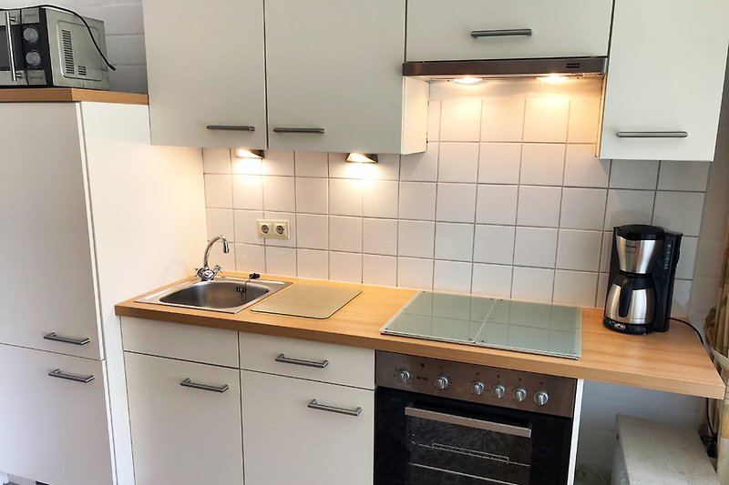 Moderne Einbauküche - offen zum Wohnraum
