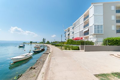 AP 6+2 und 4+2 Luxuswohnung in Omis