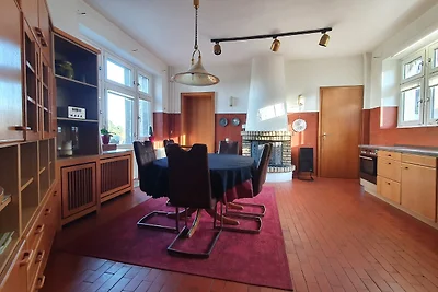 Naturstein-Villa Hagen für 8 Person
