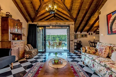 Hidden Heaven Private Resort - Heated Pool