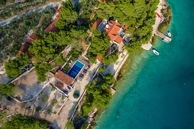 Hidden Heaven Private Resort - Heated Pool