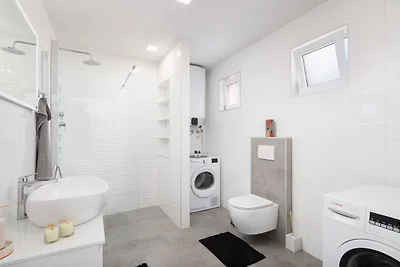 Solaris Holiday Home