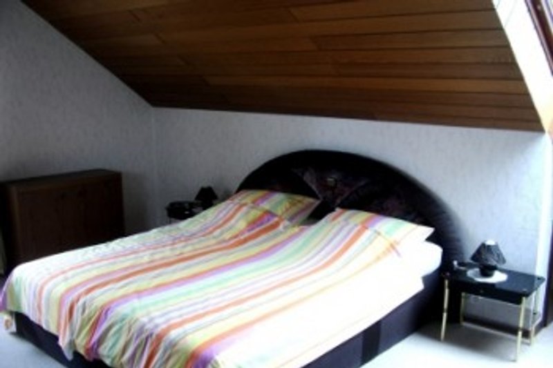 Schlafzimmer (Doppelbett) 