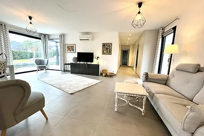 Maison Blanche+ großem Pool+Garten!