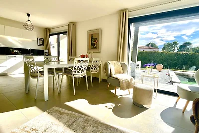 Maison Blanche+ großem Pool+Garten!