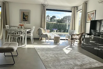 Maison Blanche+ großem Pool+Garten!