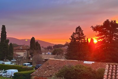 Vicino a St. Tropez tranquilla casa di paese