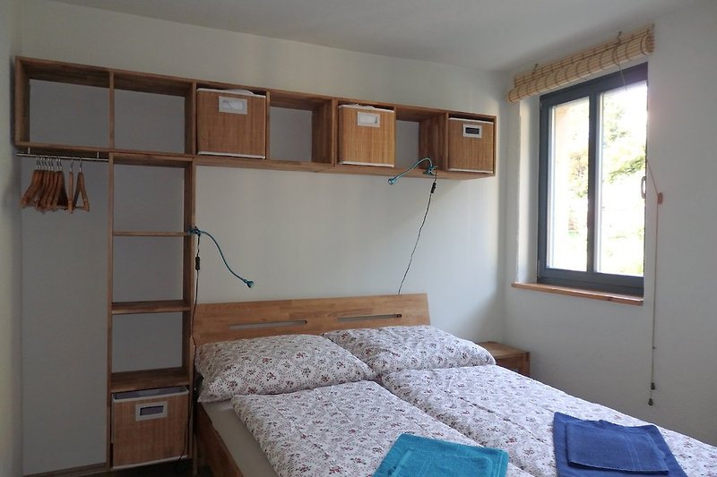 Schlafzimmer mittelgroße Wohnung (zweimal vorhanden, Wohnung C + D)