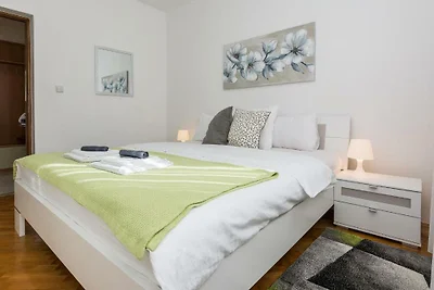 Holiday House Lavanda