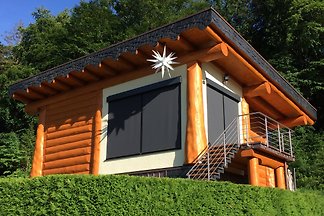 Kanadisches Blockhaus am Plauer See