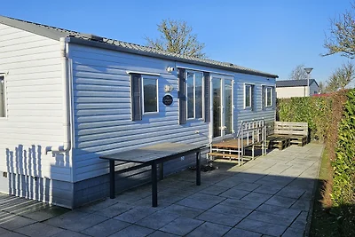 Komfort Chalet Zwaan 5* Beach & Camping Resort Julianahoeve