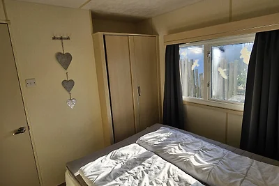 Komfort Chalet Zwaan 5* Beach & Camping Resort Julianahoeve