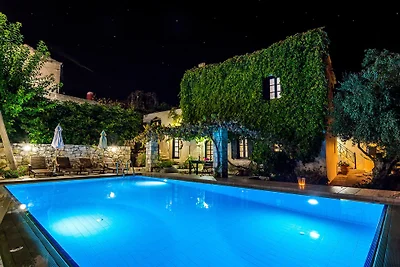 Ideal für 2 Familien, in der Nähe 