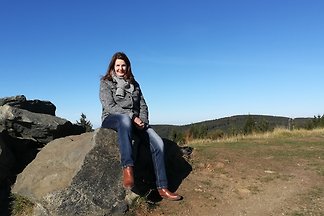 Frau M. Fischer-Graf Frau M. Fischer-Graf
