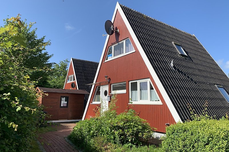 Parkplatz direkt vor dem Haus.