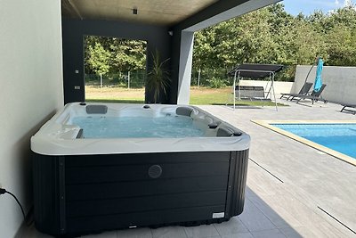 Villa****SANIVARO con piscina