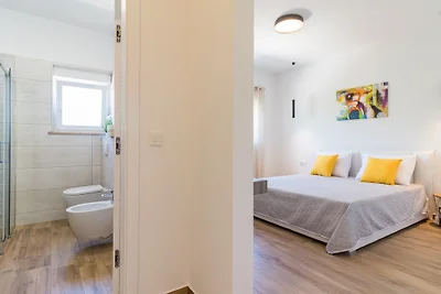 Villa ****SANIVARO with heated pool