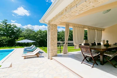 Villa Triton