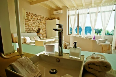 Villa Thea, Luxury Seaview Pitsidia