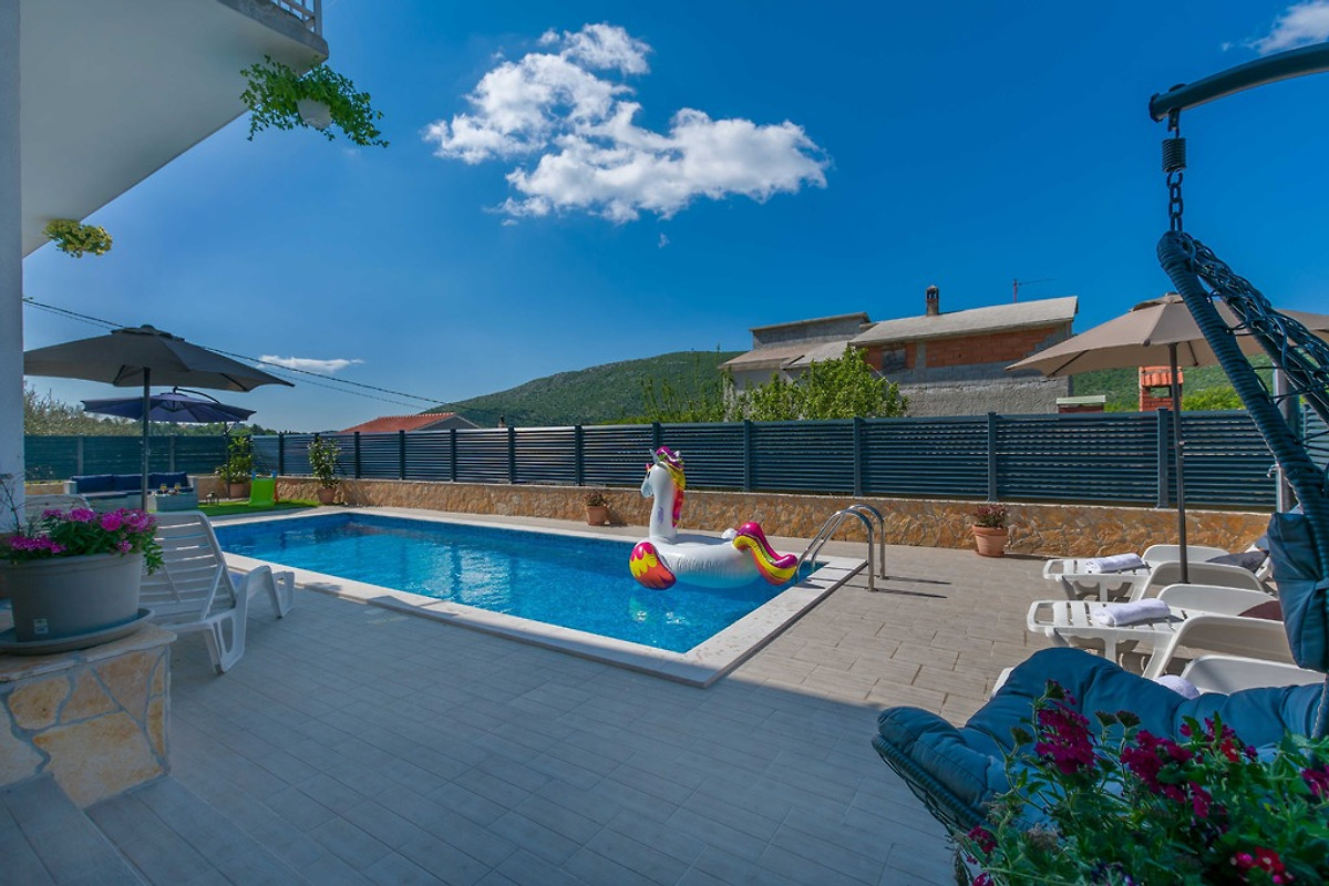 Ferienhaus Kristina Split Omis In Tugare B Doljanin