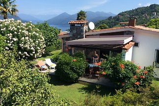 Ferienhaus Brezzo di Bedero