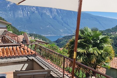 Terras appartement met panoramisch uitzicht