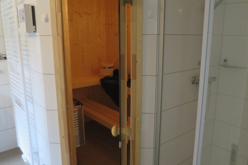 Sauna, shower