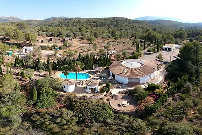 The Round House