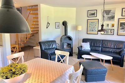 4**** casa di paglia con sauna e camino