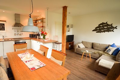 4+2 Personen Ferienhaus mit Garten