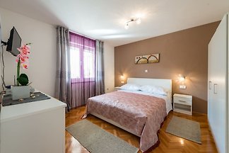APPARTAMENTI JELENA A1