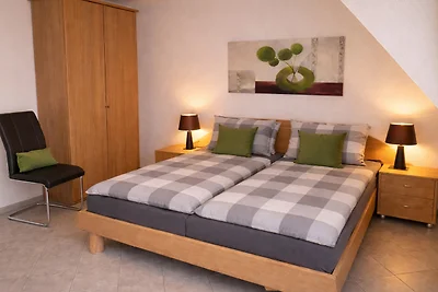 Fewo Rotdornweg OG 500 m zum Wasser