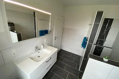 Ferienhaus "Ella am See"