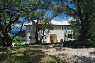 Villa Aurora