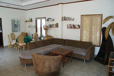 Villa Chomphoo