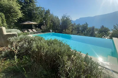 Villa Seeblick und privater Pool