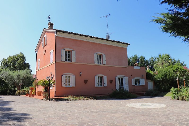Kolejny widok na Villa Il Querceto