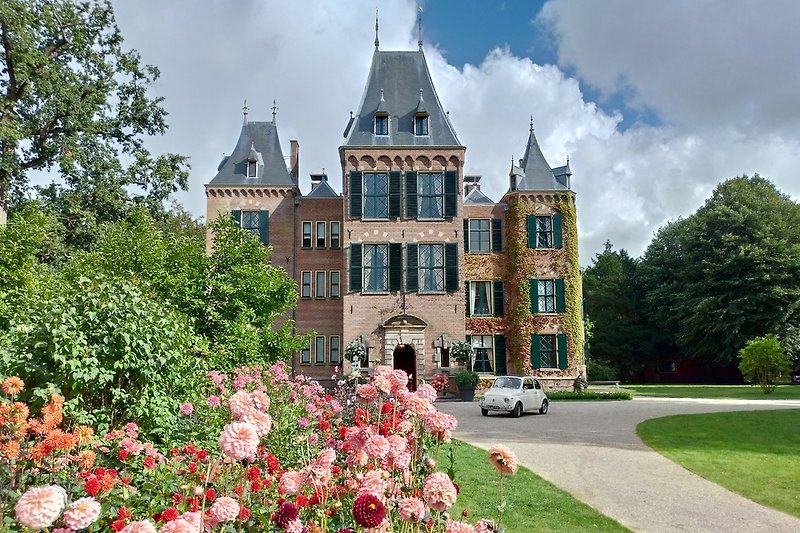 Das elegante Schloss Keukenhof öffnet seine Türen für Besucher