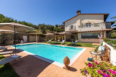 Villa Chianni mit Pool