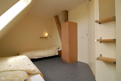 Group accommodation Sint Annaparochie...