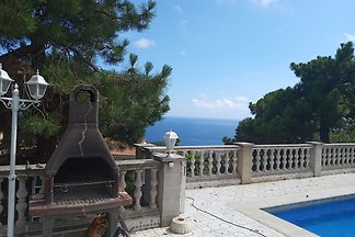 Casa Blanca mit grossem Salzpool