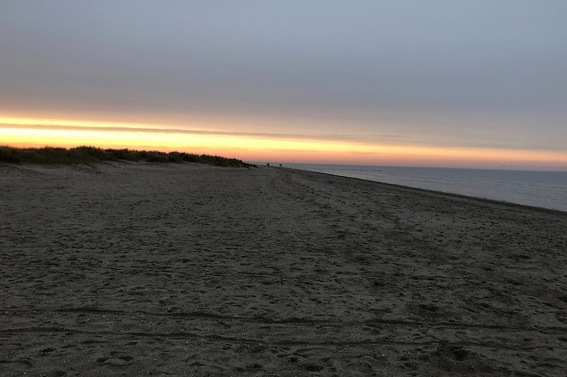 Sonnenuntergang am Strand von Schillig im Herbst