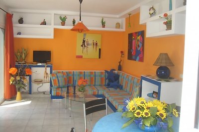 Los Patios - Apartment Orange