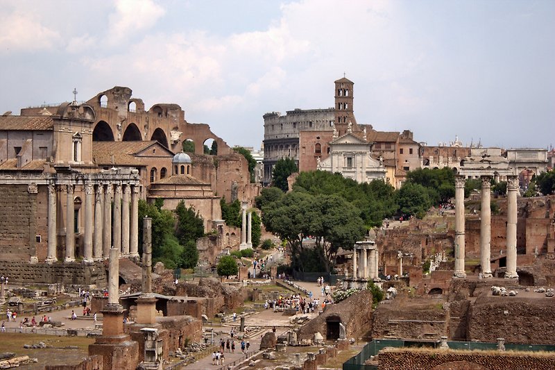 Rom, die ewige Stadt ist ganz einfach erreichbar