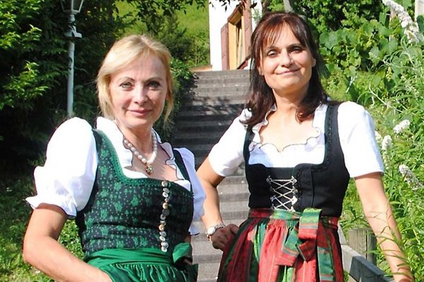 Pani C. Thurner Pani C. Thurner