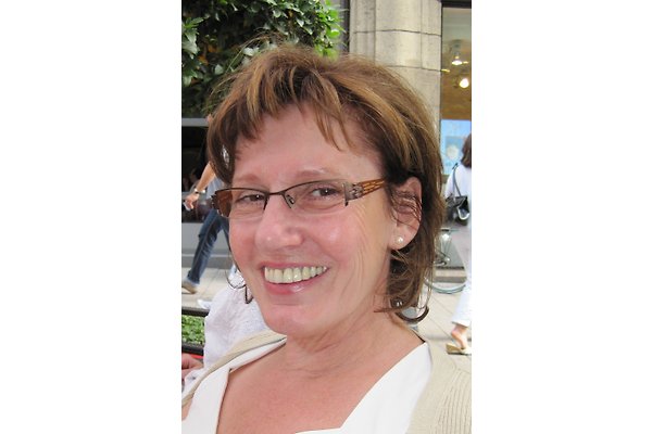 Frau R. Hamburg-Rosenhagen Frau R. Hamburg-Rosenhagen