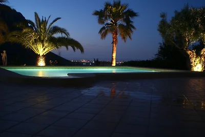 Villa Segaria