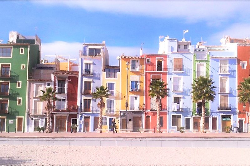 Villajoyosa, Calpe, Altéa, Benidorm, Moraira, Javea, Denia..