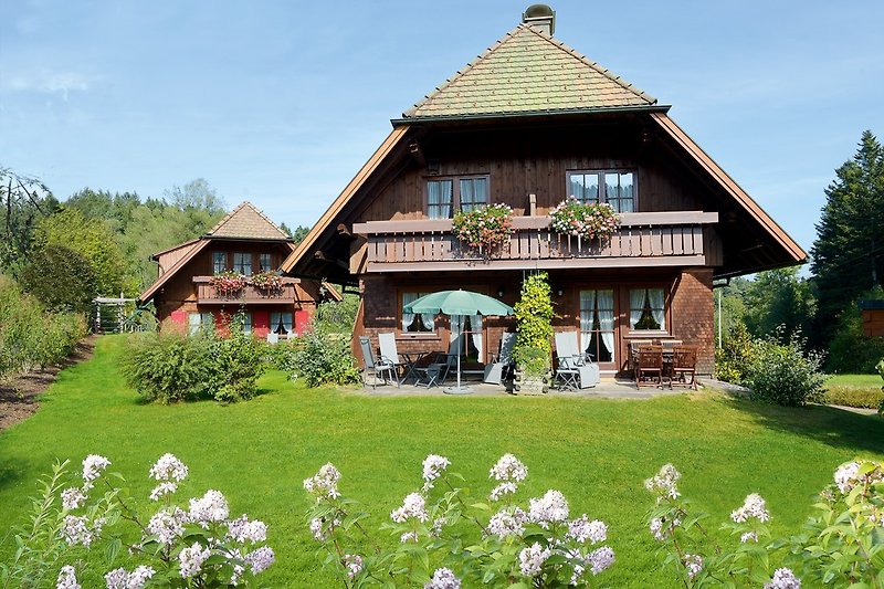 Landhaus Anja mit Ferienhäusern Kienberg und Hohenried